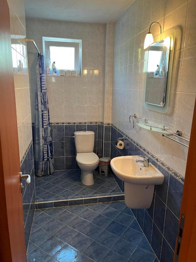 Приятна Къща За Почивка Караколев 2 Villa Obrochishte ภายนอก รูปภาพ
