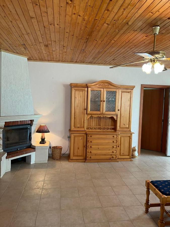 Приятна Къща За Почивка Караколев 2 Villa Obrochishte ภายนอก รูปภาพ